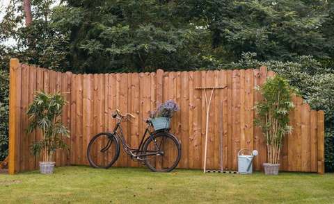 Sichtschutz-Zaun aus Massivholz, Fichte, besonders langlebig da kesseldruckimprägniert